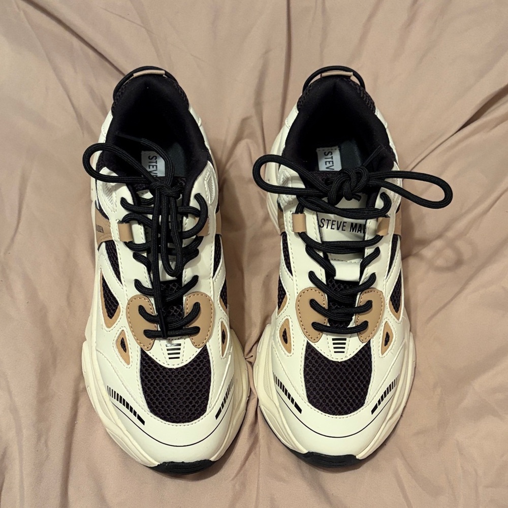 Steve Madden Cream and Black Athletic Shoes